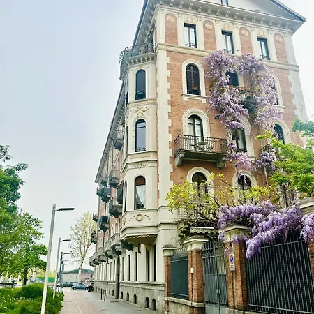 Centro Stazione Attico *